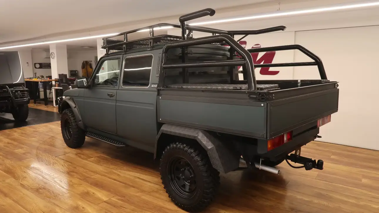 Lada Niva Pickup ZUBR-Concept