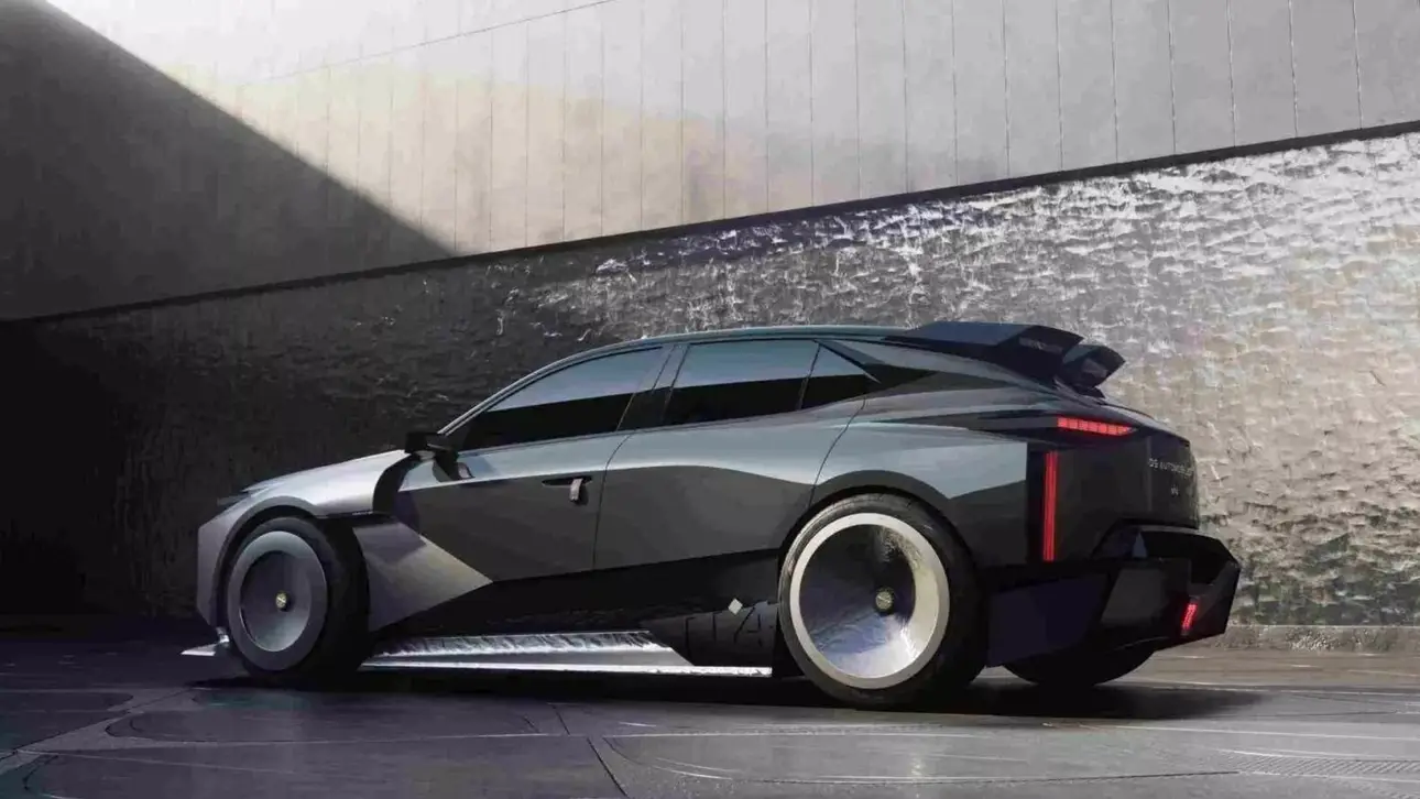 Notícias Automóveis / DS N°4 Tailor Made