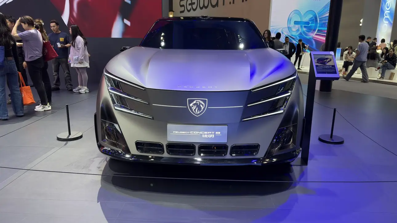 Peugeot Concept 8