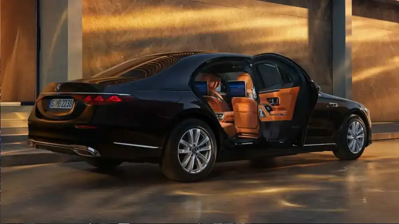 Автоновости / Mercedes-Benz S680 Guard 4Matic