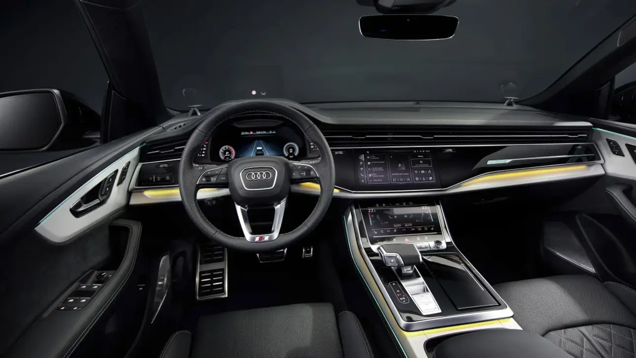 Audi Q8 2024 года