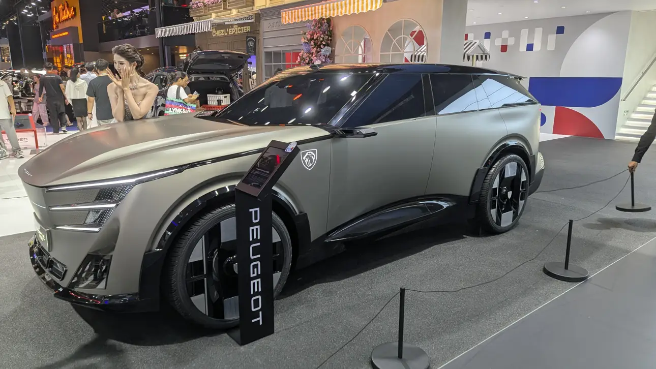 Peugeot Concept 8