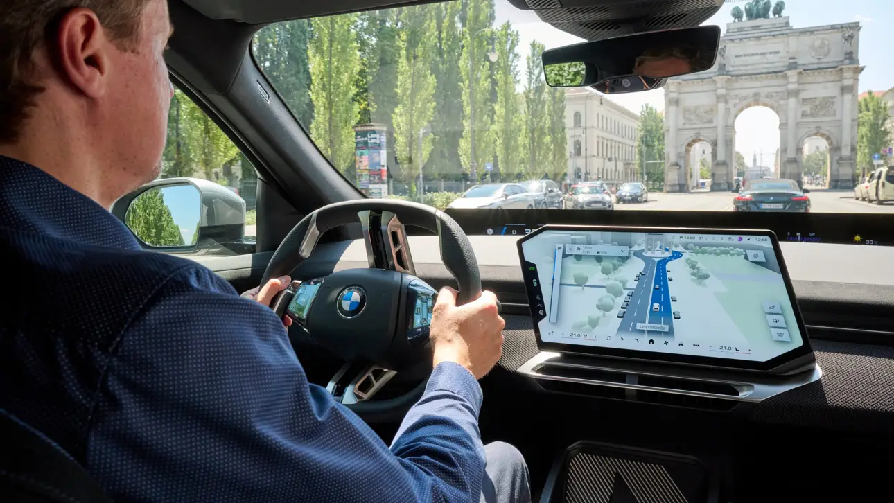 BMW Maps