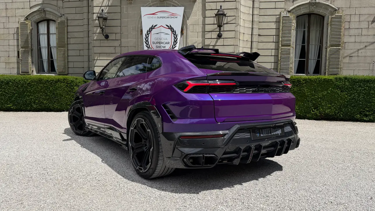 Lamborghini Urus SE LARGENDA