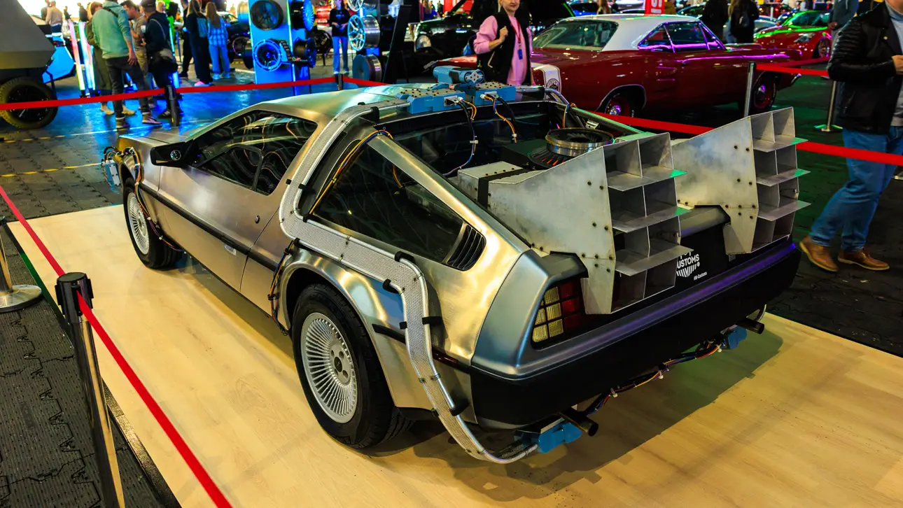 DeLorean DMC-12