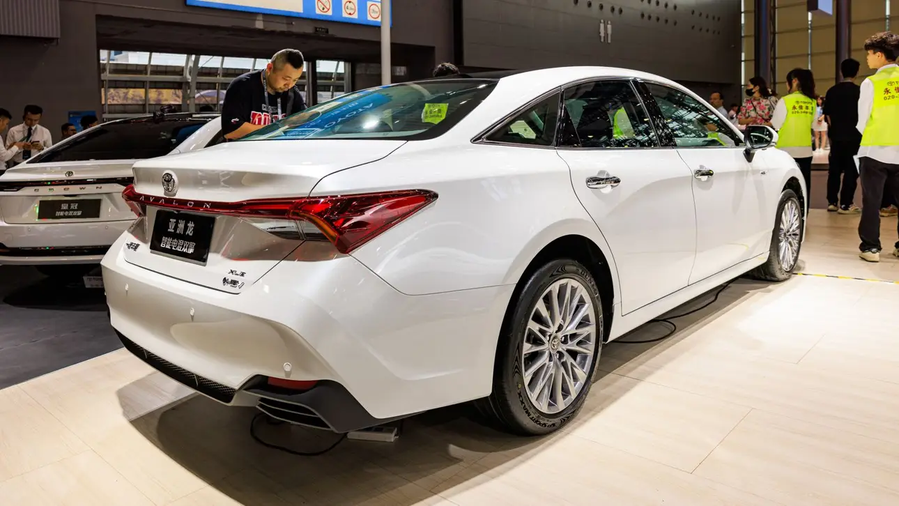 Toyota Avalon