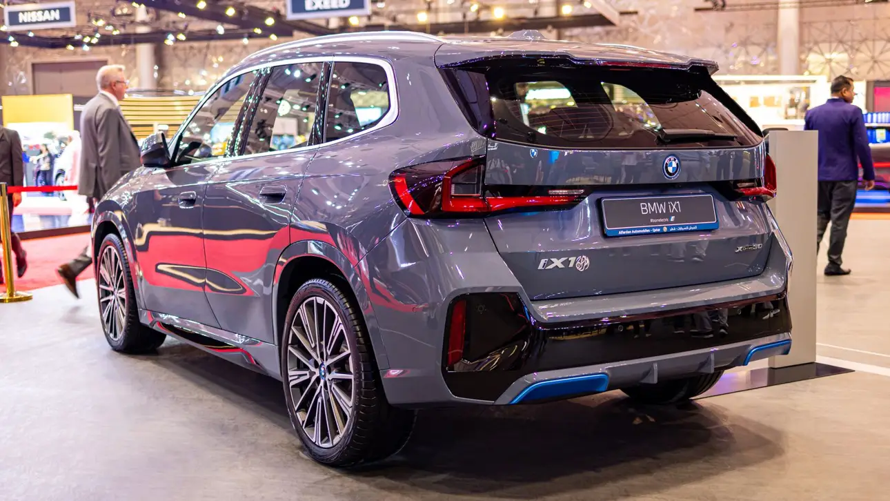 BMW iX1