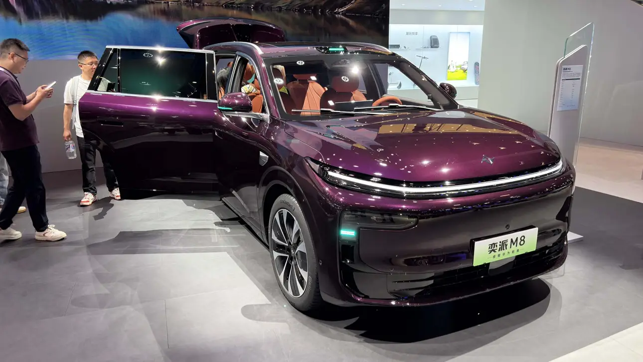 Автосалон в Чэнду 2026 / Стенд Dongfeng
