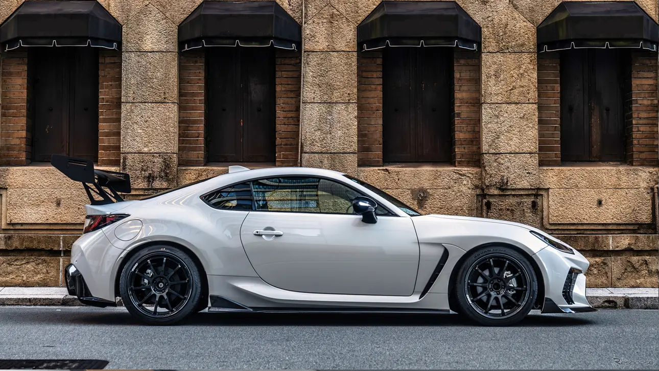 Subaru BRZ,Toyota GR86