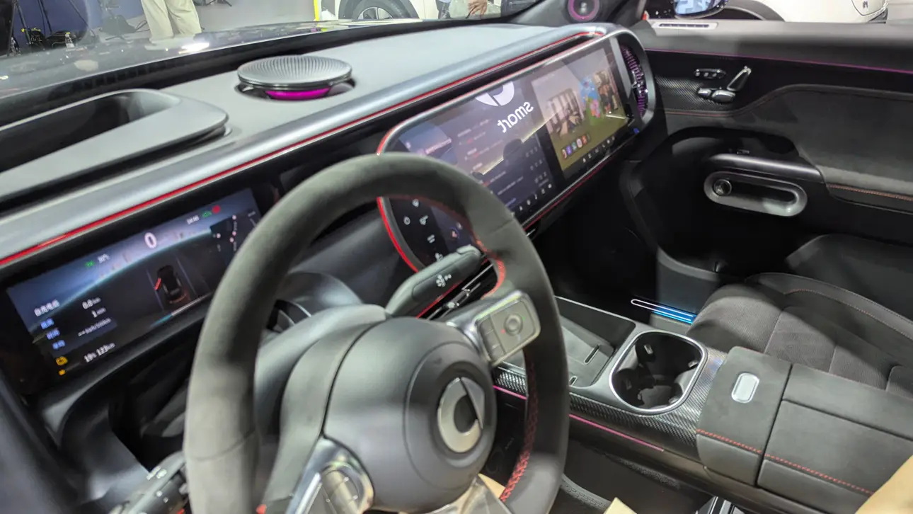 Автосалон в Чэнду 2026 / Smart #5 от BRABUS