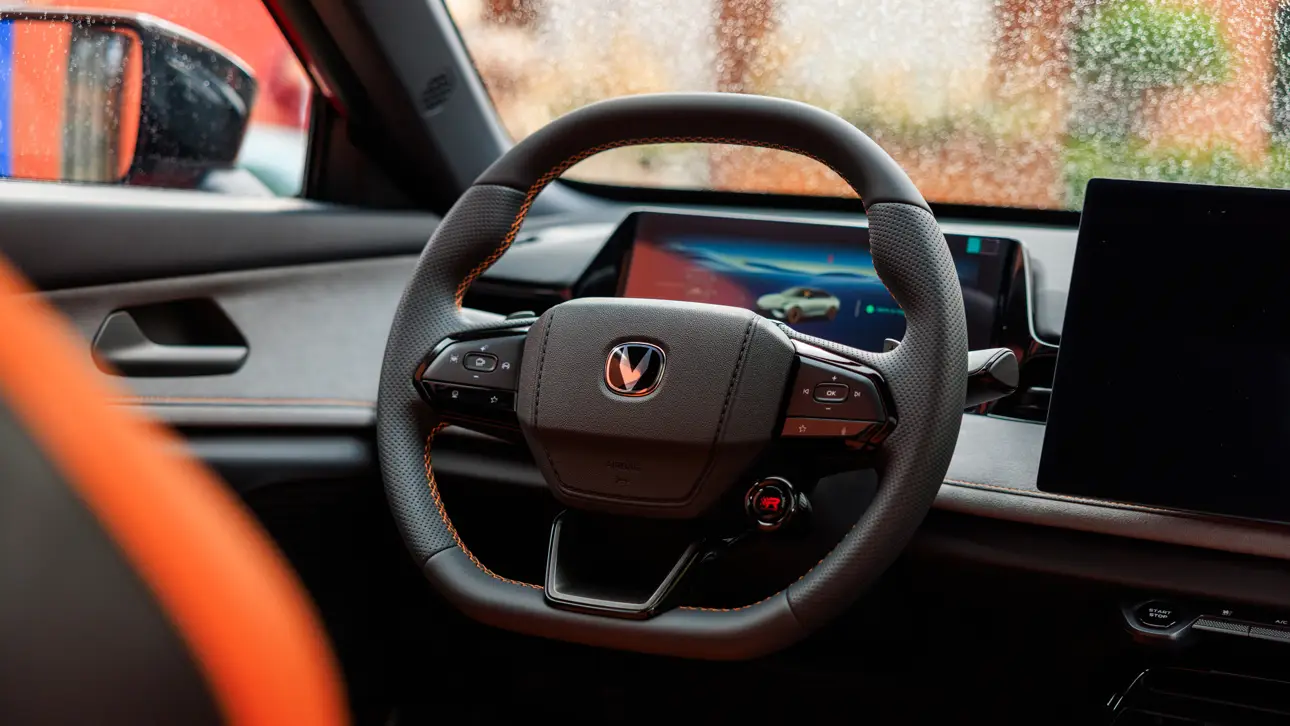 Презентация нового Changan UNI-V
