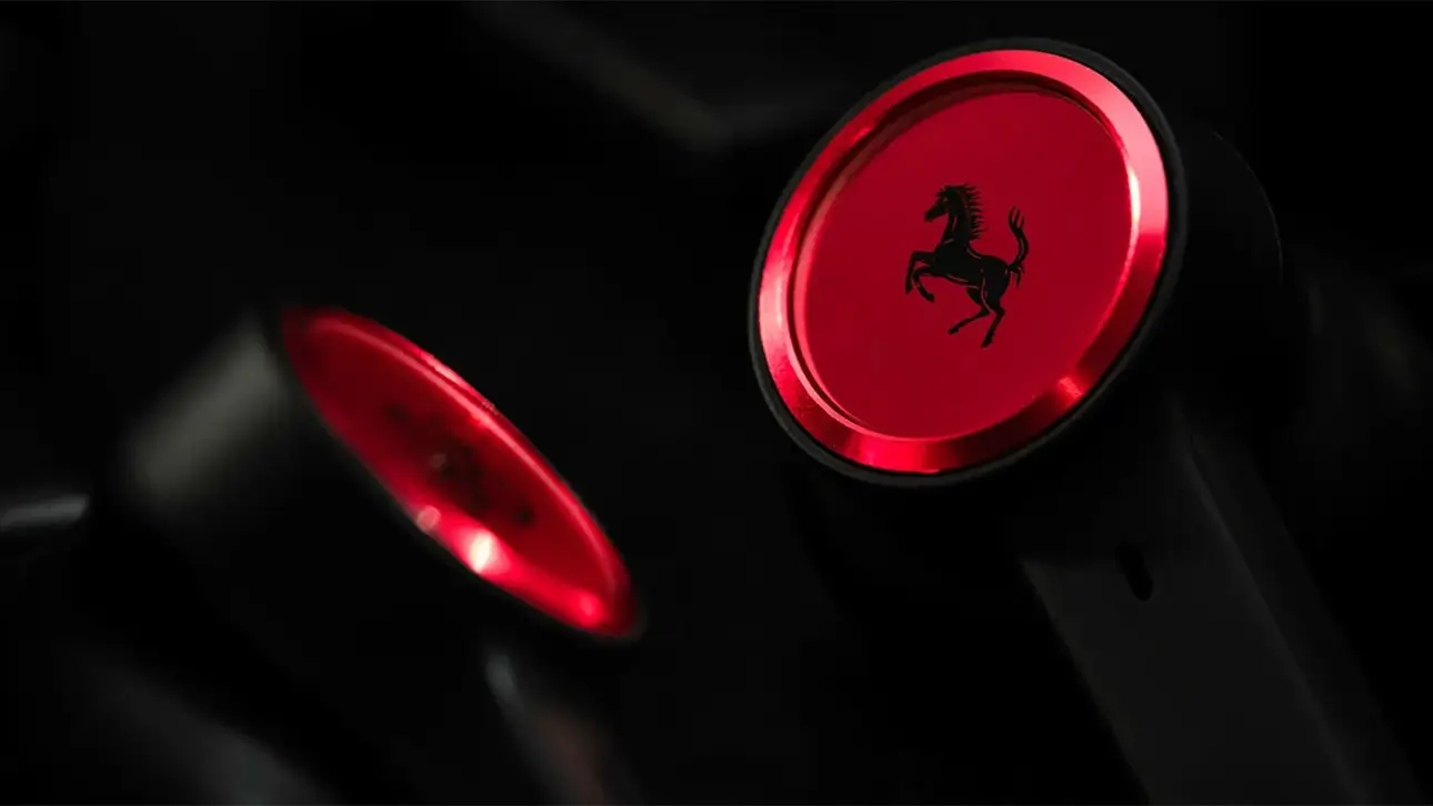 акустика Bang & Olufsen и Ferrari