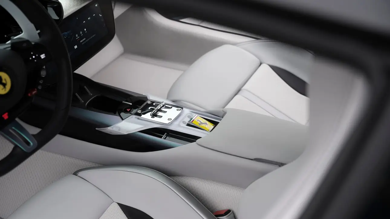 Автоновости / Ferrari 12Cilindri Yoonseul