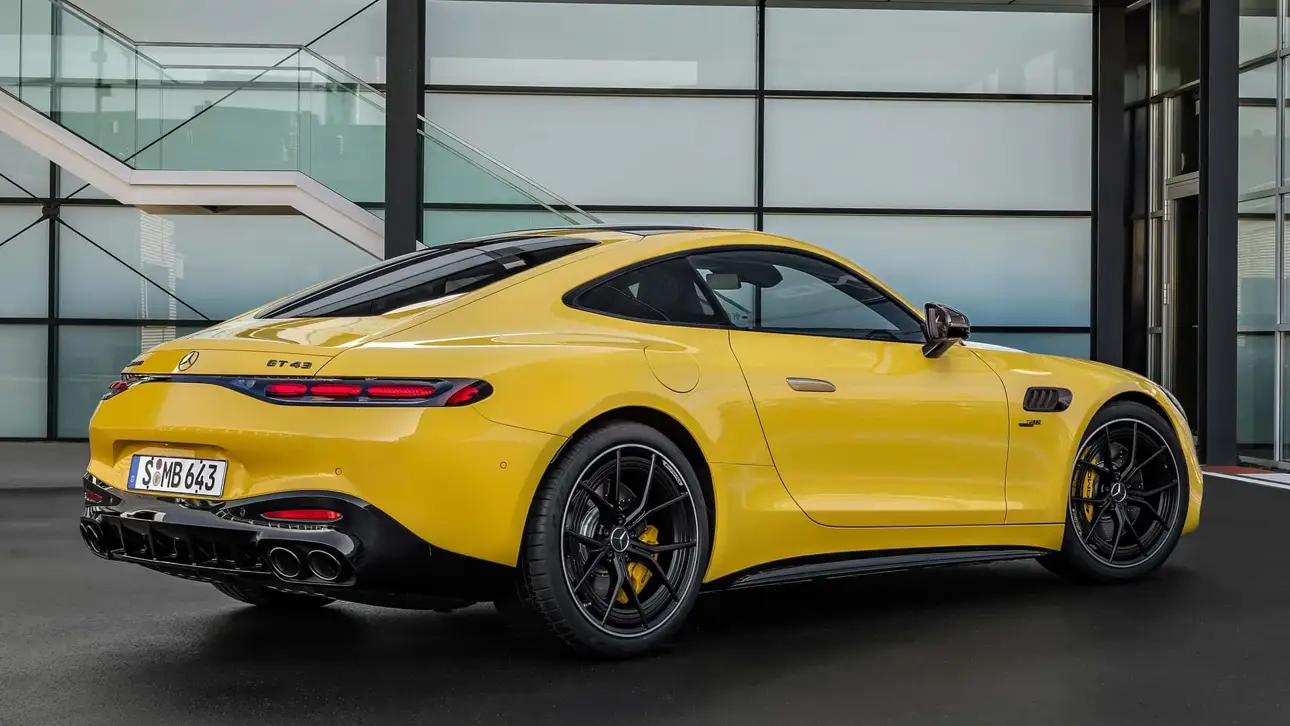 Mercedes-AMG GT 43