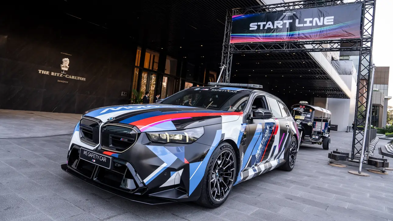 BMW M5 для MotoGP