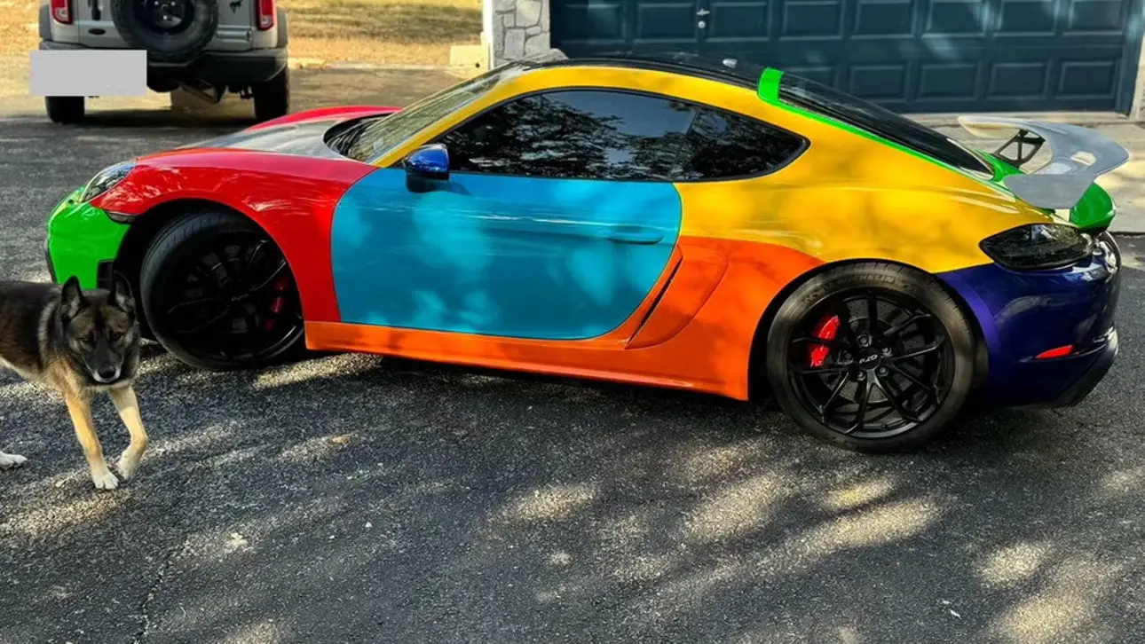 Porsche Harlequin Cayman GT4