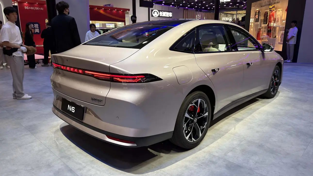 Автосалон в Пекине 2026 / стенд Nissan
