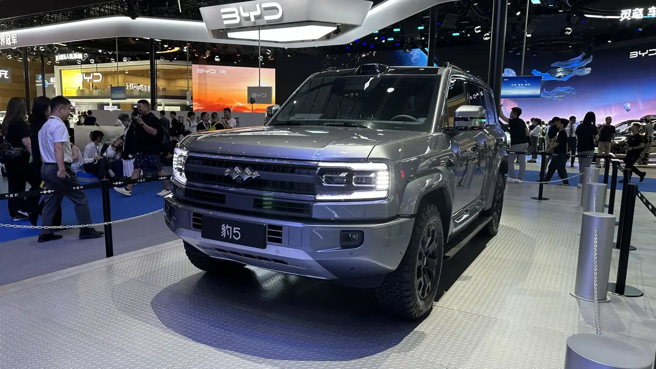 BYD Leopard 5