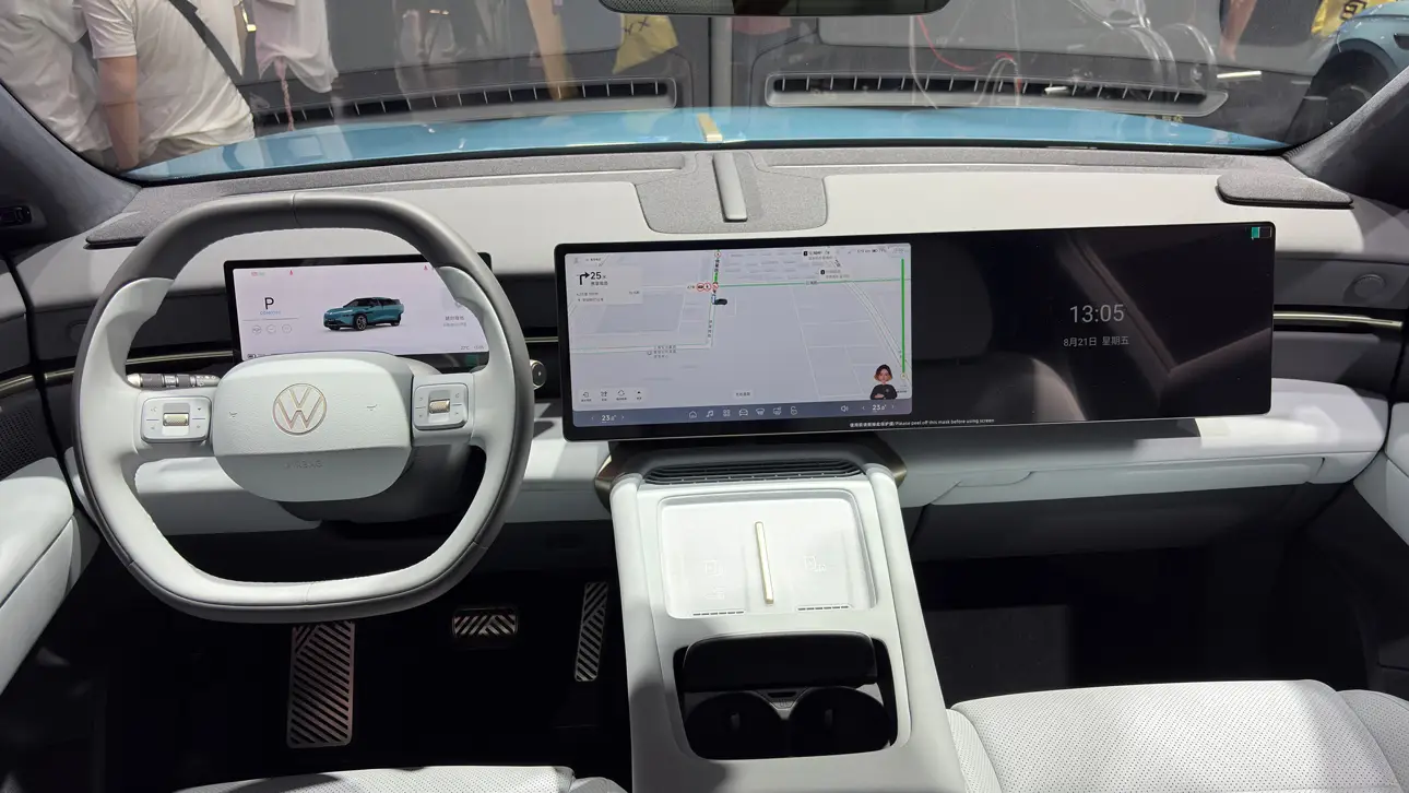 Автосалон в Чэнду 2026 / Volkswagen ID. UNYX 08 Lieying Edition