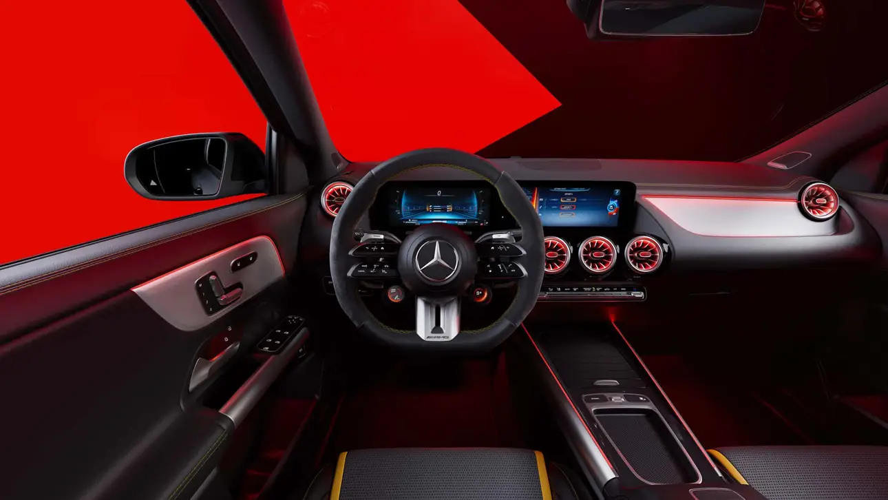 Mercedes-AMG Performance GLA 45 S 4MATIC+ 2024 года
