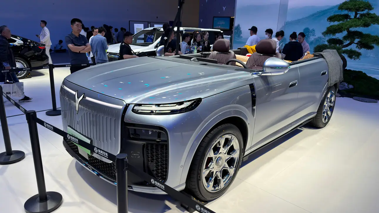 Автосалон в Пекине 2026 / Voyah Taishan