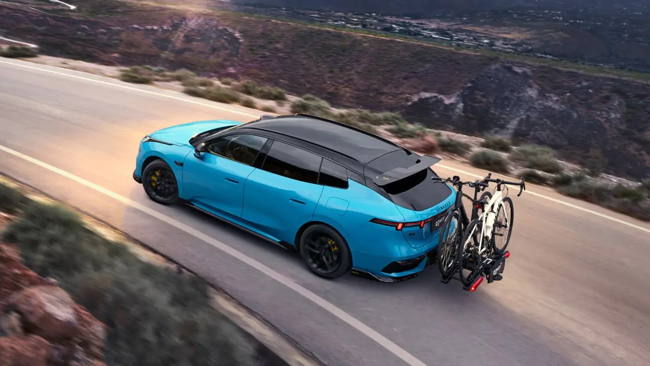 Lynk & Co 07 GT