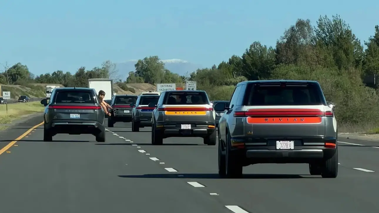 Анонс Rivian R2