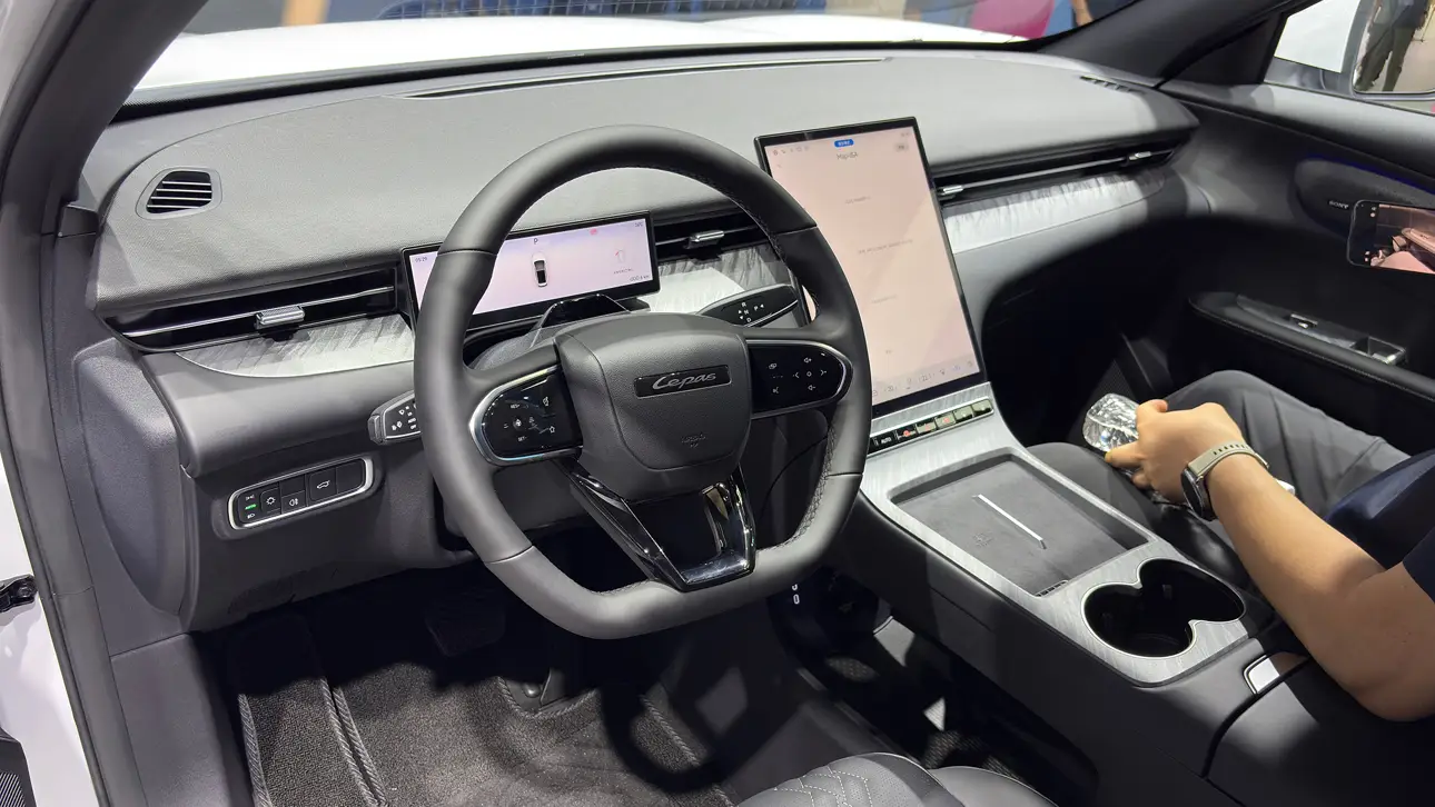 Автосалон в Чэнду 2026 / Chery LEPAS L6