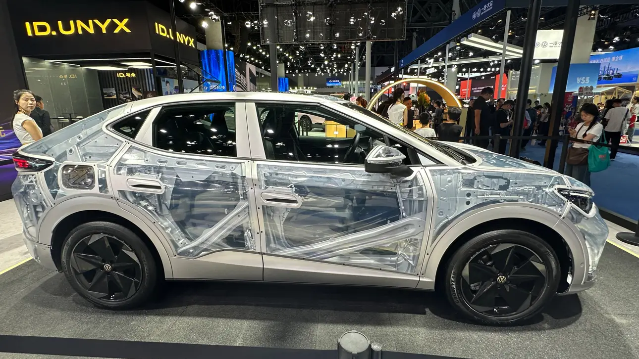 Volkswagen ID.UNYX 06