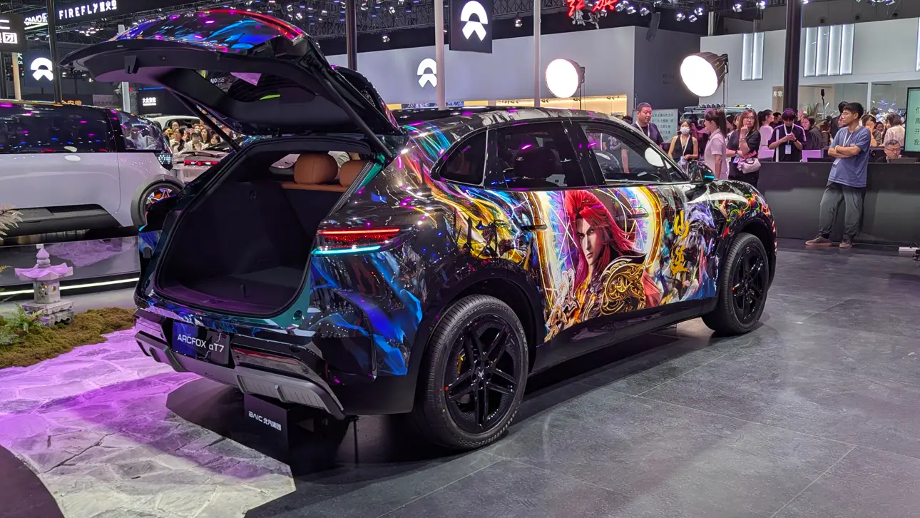 Автосалон в Чэнду 2026 / ARCFOX &alpha;T7