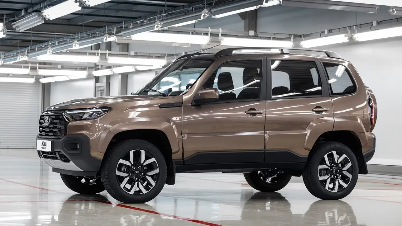 LADA Niva Travel