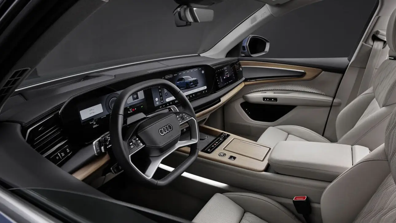 Салон нового Audi Q7