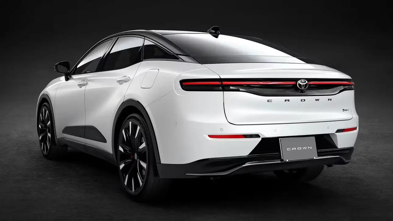 Toyota Crown Crossover