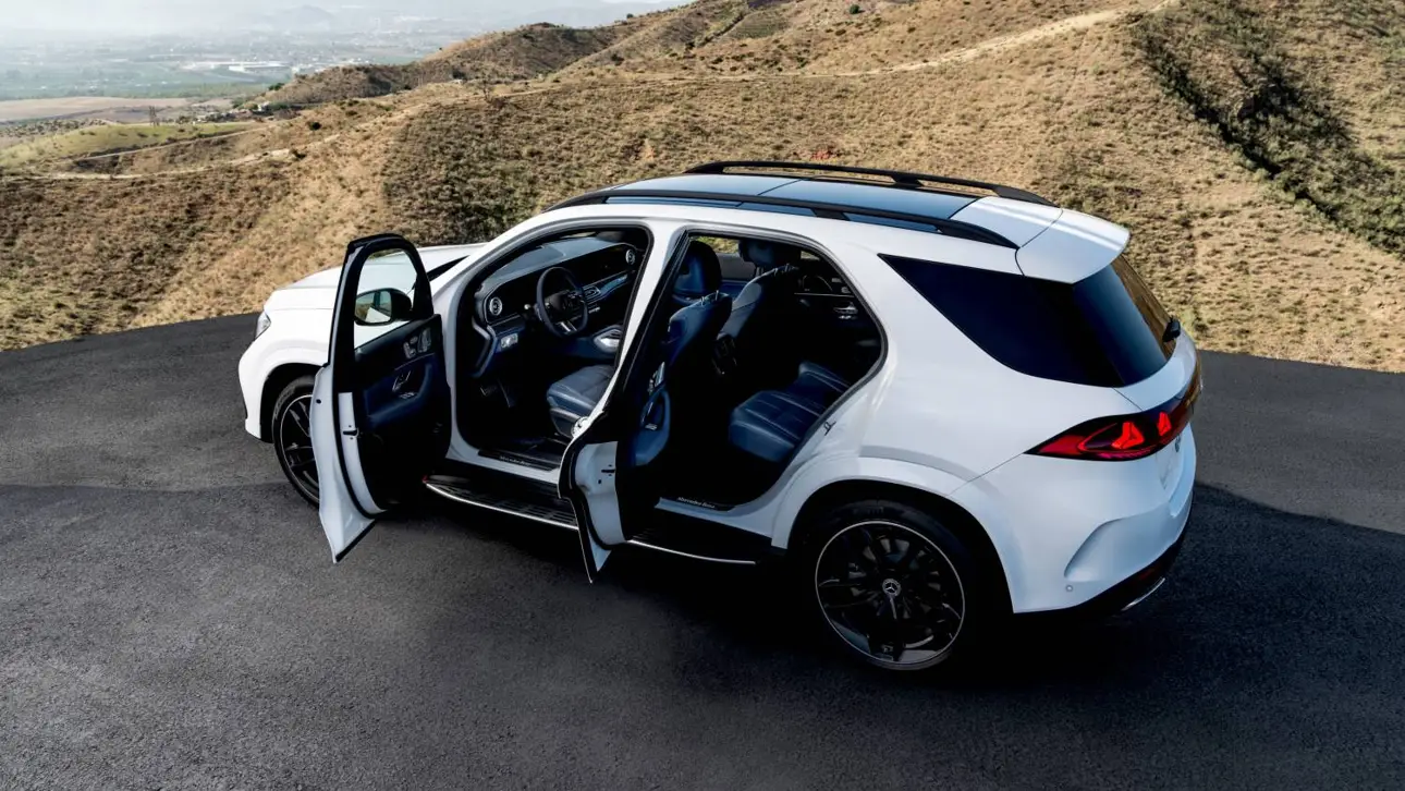 media.mercedes-benz.com