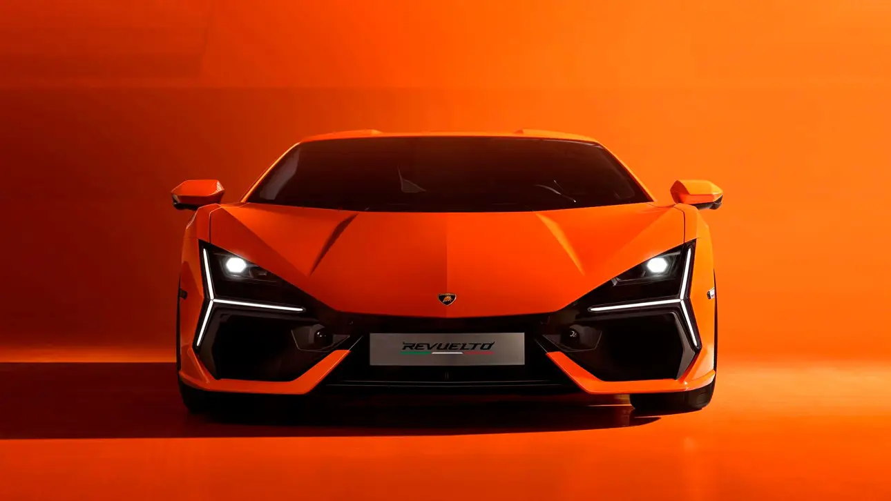 Lamborghini Revuelto