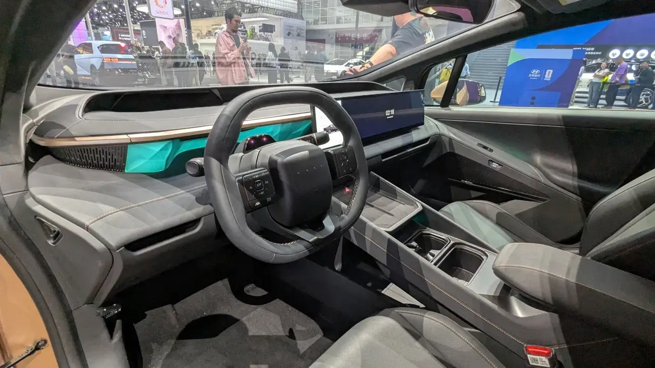 Hyundai Ioniq V