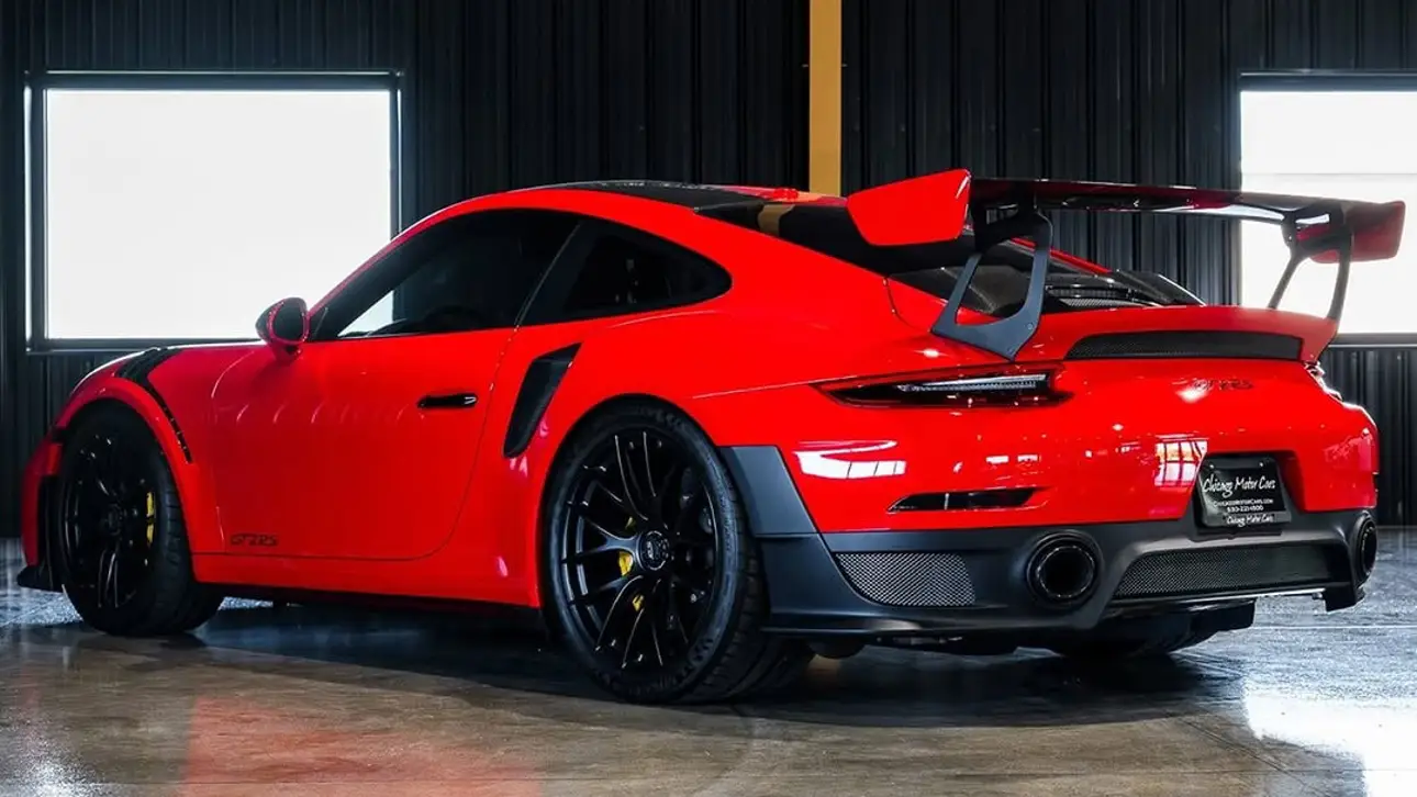Porsche 911 GT2 RS