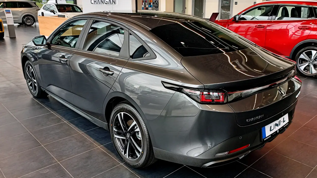 Changan UNI-L