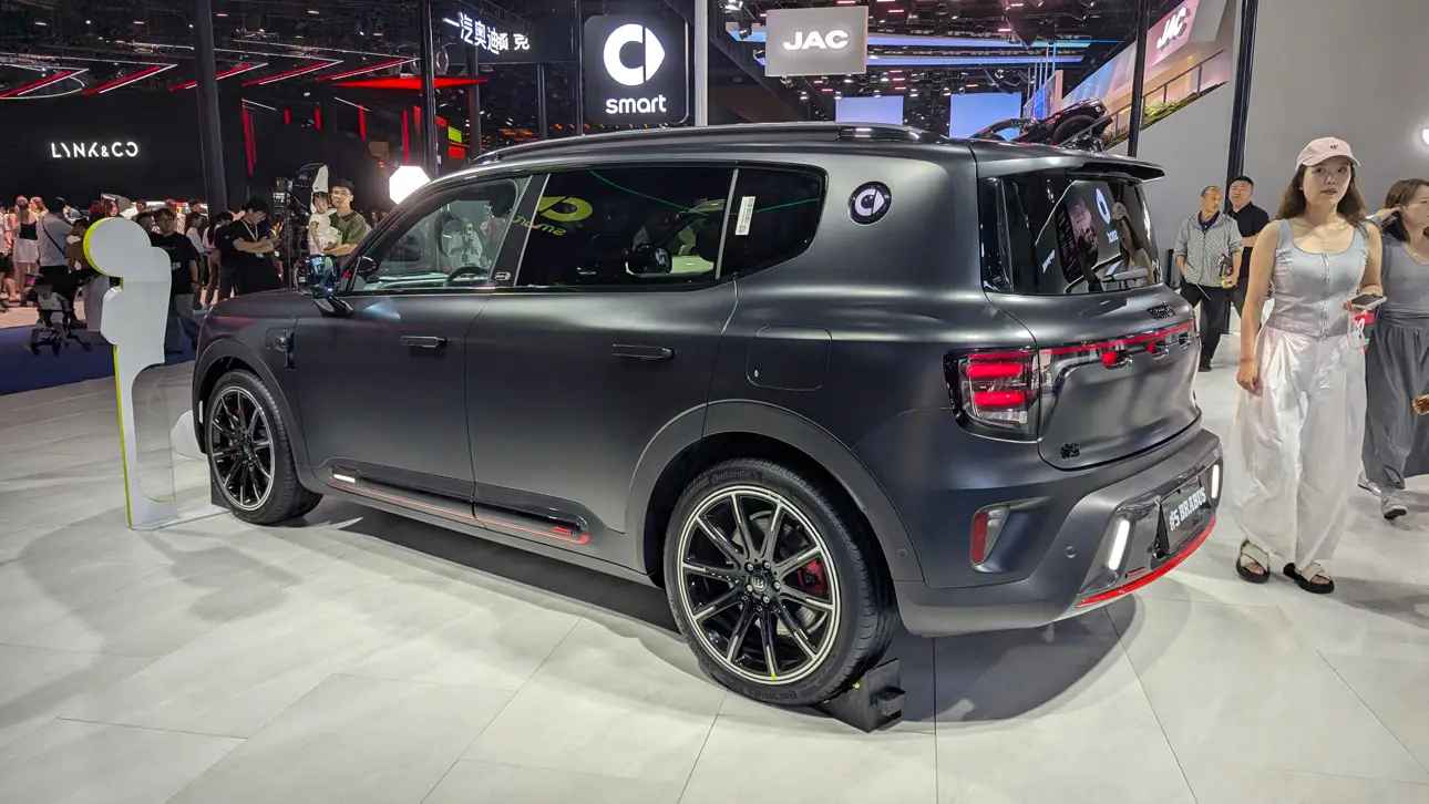 Автосалон в Чэнду 2026 / Smart #5 от BRABUS