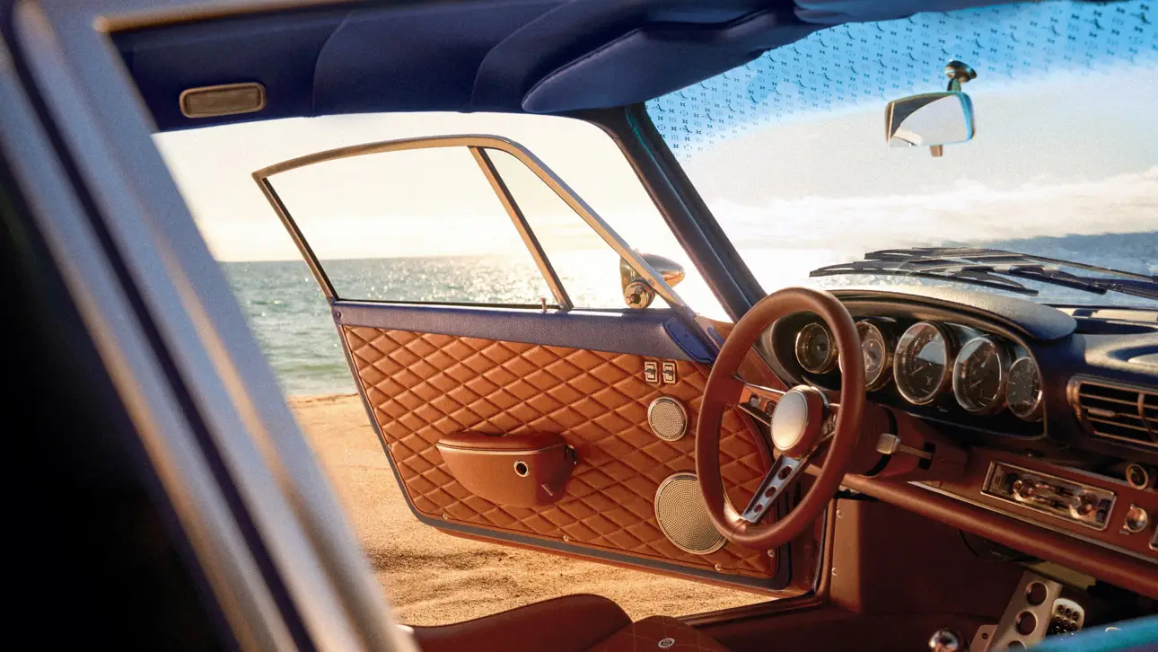 Porsche 911 от Louis Vuitton и Singer