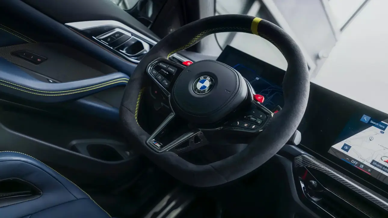 BMW M4 CS