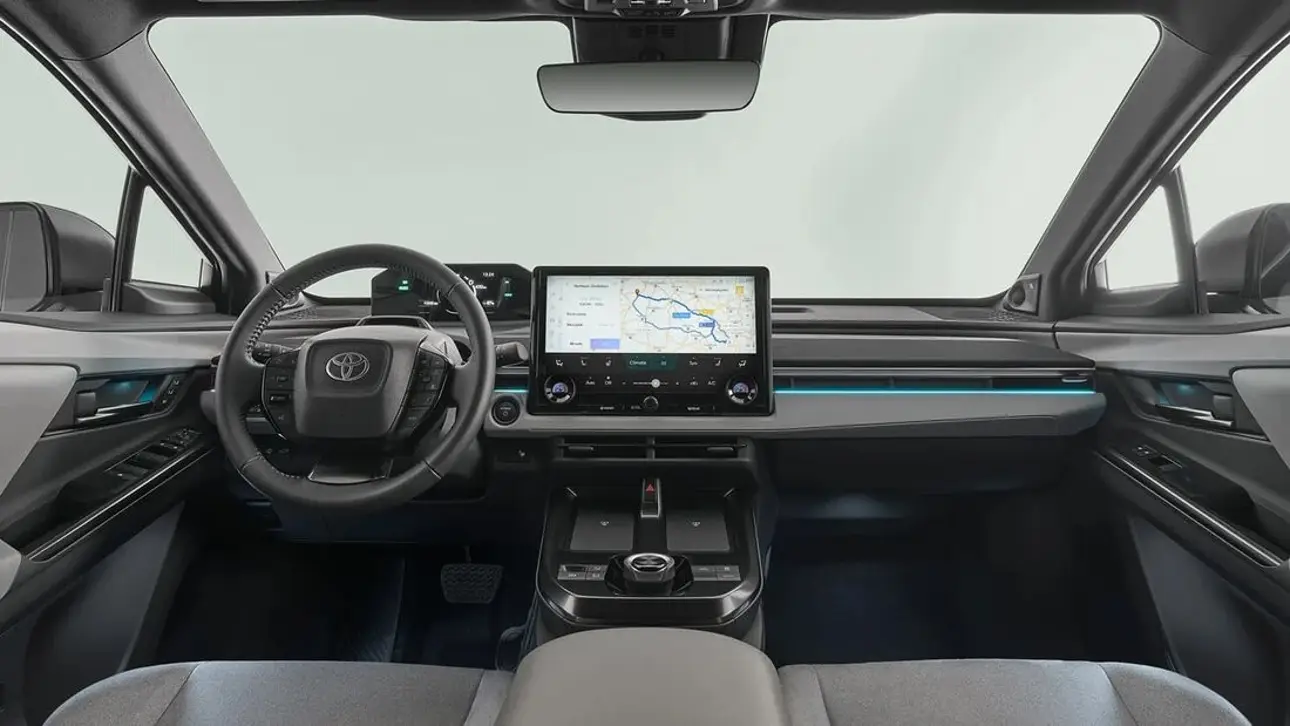 Toyota C-HR+