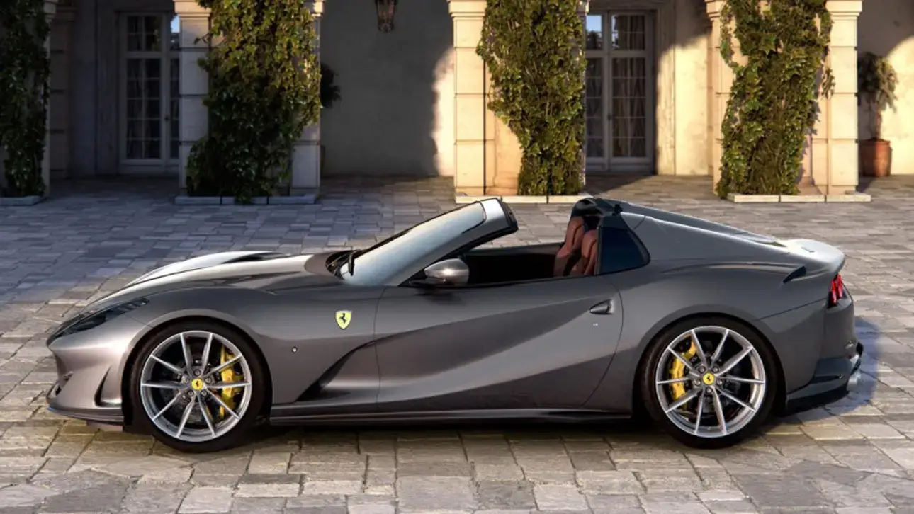 Ferrari 812