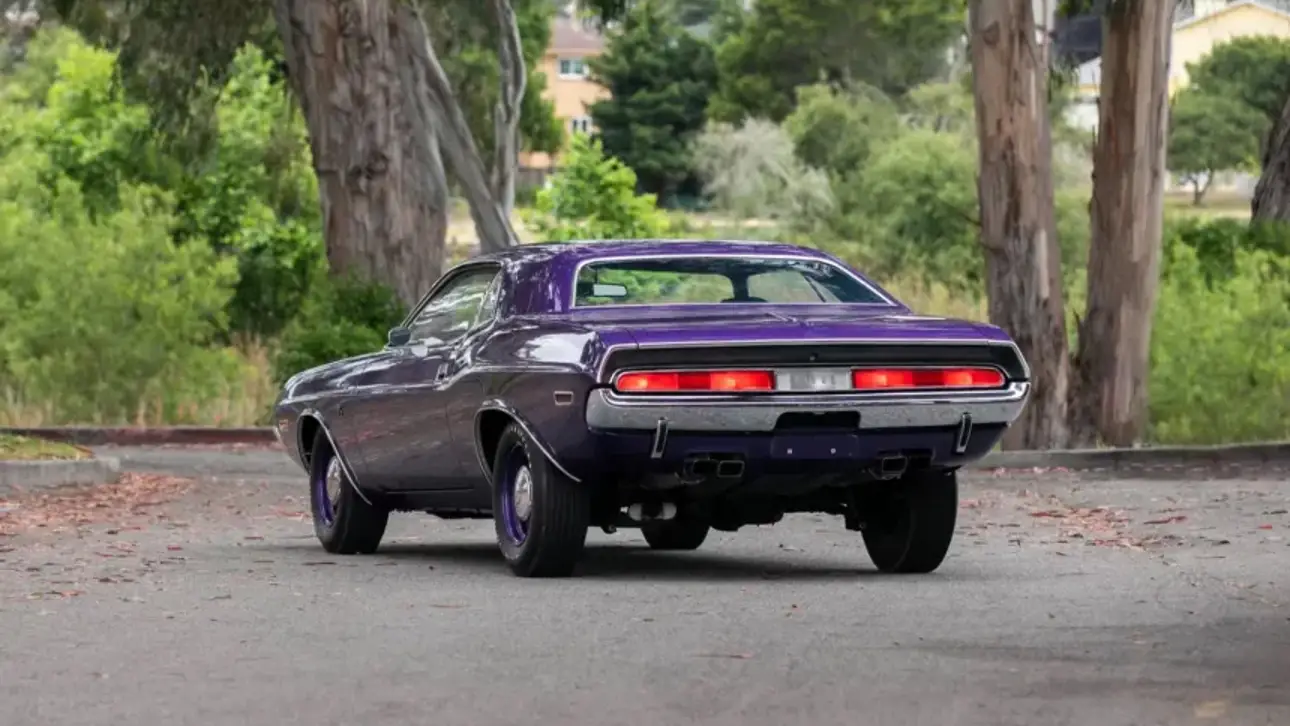 Plymouth HEMI Superbird