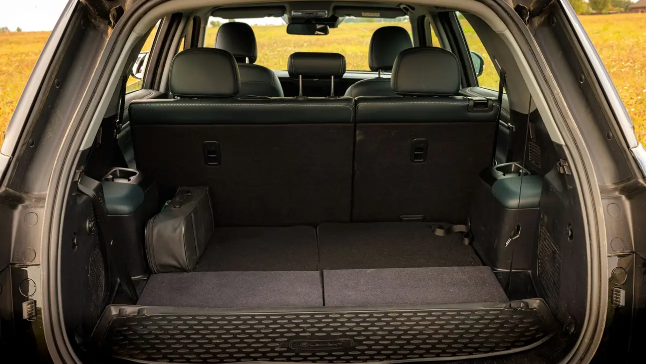 Багажник автомобиля