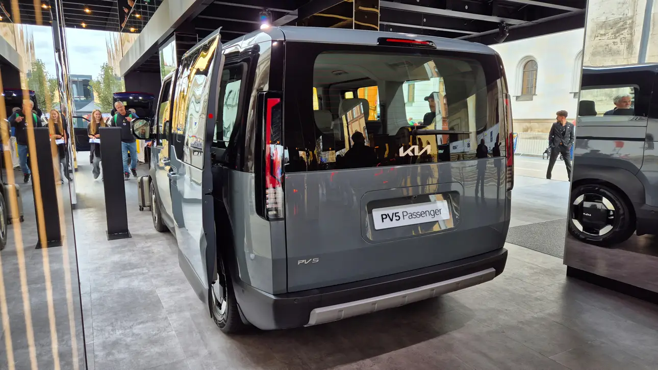 IAA 2025 / Kia PV5