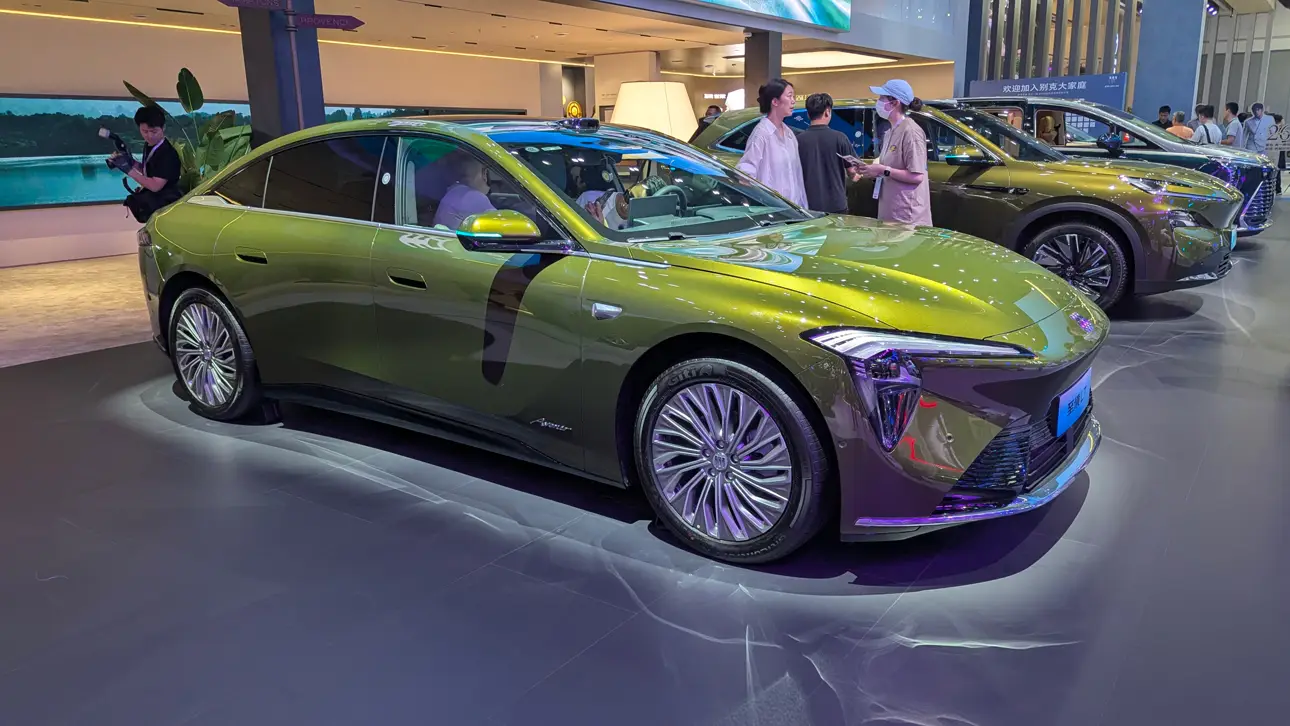 Автосалон в Чэнду 2026 / Buick Electra L7