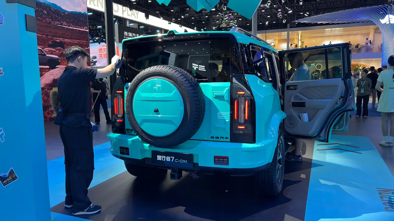 Автосалон в Чэнду 2026 / Jetour Traveller 7 C-DM