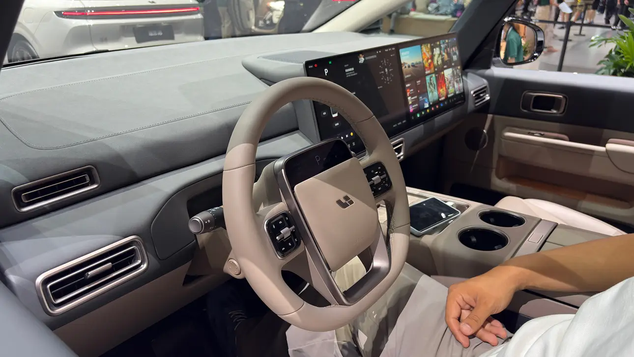 Автосалон в Чэнду 2026 / Lixiang Mega