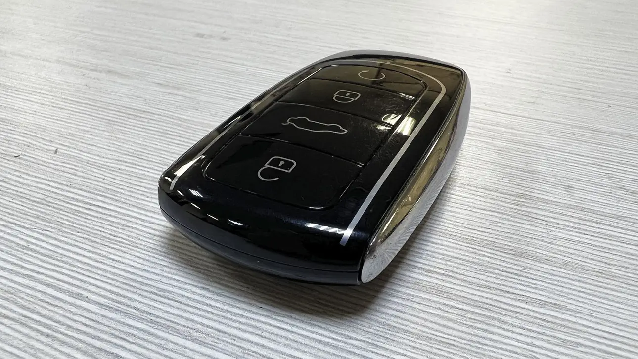 Автомобильный ключ